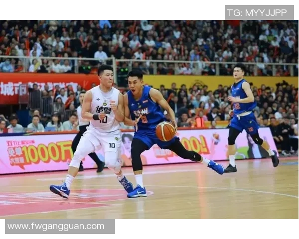 杭州篮球队战术变革引发热议新策略助力球队崛起与发展